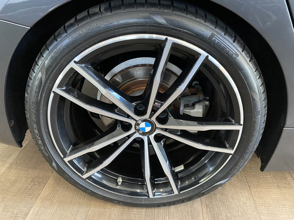 320i  M  Sport 2.0 - 2021/2021